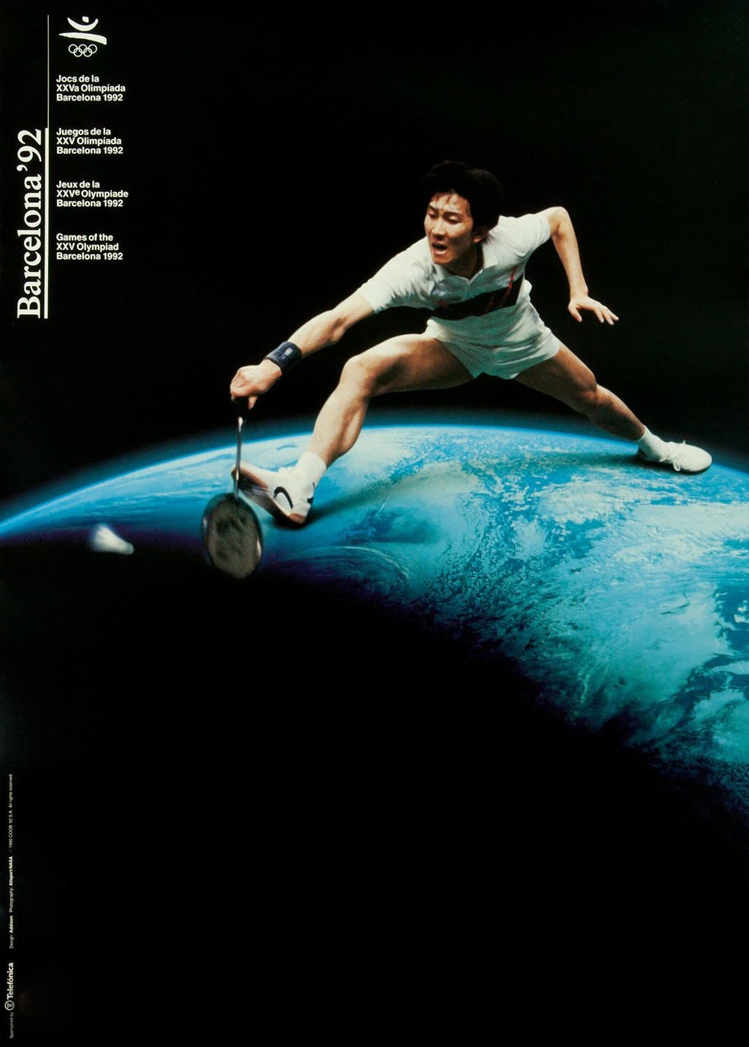Plakat mit Abbildung eines Badmintonspielers. Im Hintergrund der Planet Erde