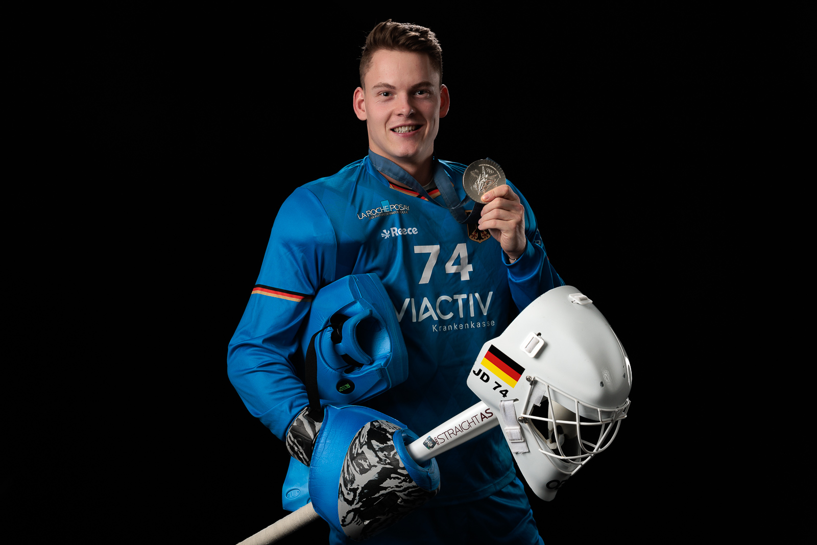 Auf dem Foto ist Hockey-Torhüter Jean-Paul Danneberg mit kompletter Ausrüstung zu sehen.