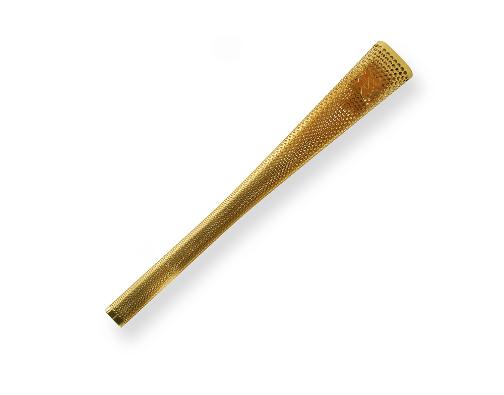 Goldene Fackel mit 8000 Perforationen